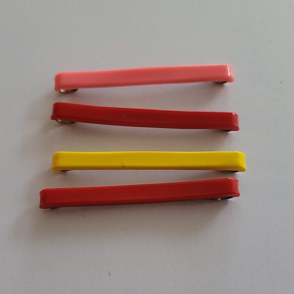 Vintage barrettes set of 4